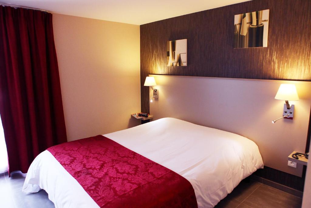 Hotel Le Coudon La Farlède Kamer foto