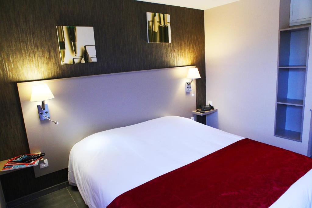 Hotel Le Coudon La Farlède Kamer foto