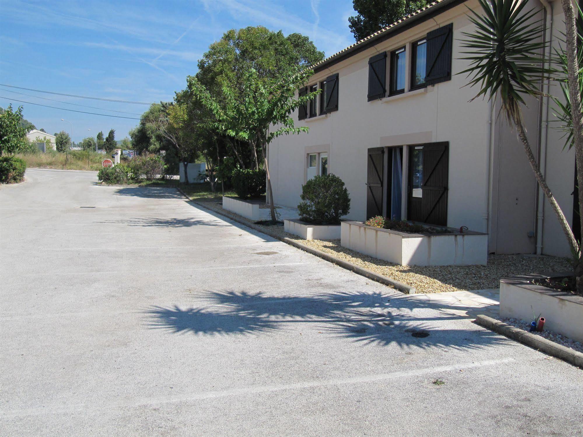 Hotel Le Coudon La Farlède Buitenkant foto